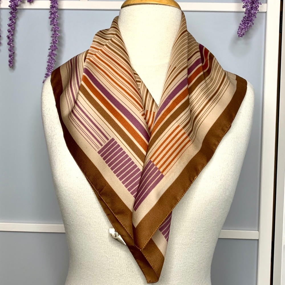 Vintage Jacqmar of London scarf made in Italy